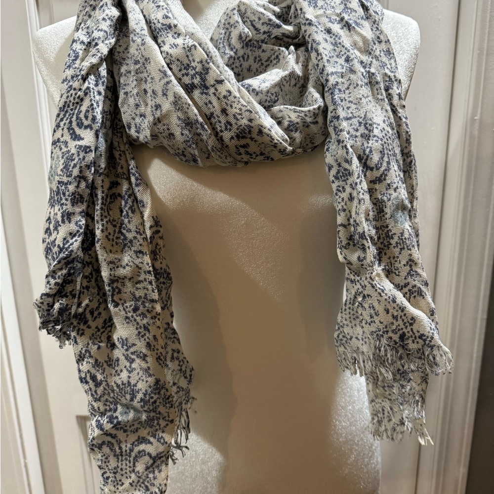 Blue and White Patterned Scarf